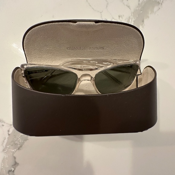 "BLACK FRIDAY SPECIAL" OLIVER PEOPLES SUNGLASSES - Picture 2 of 6